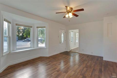 8620 Mathilda Ave, Saint Louis, MO 63123 photo 4