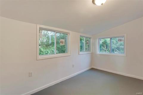 8620 Mathilda Ave, Saint Louis, MO 63123 photo 10