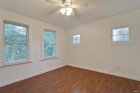 8620 Mathilda Ave, Saint Louis, MO 63123 photo 13