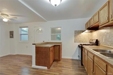 8620 Mathilda Ave, Saint Louis, MO 63123 photo 7
