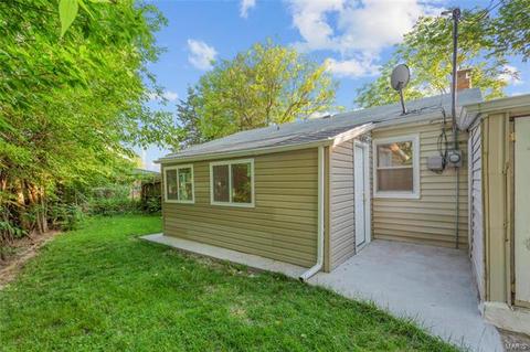 8620 Mathilda Ave, Saint Louis, MO 63123 photo 16