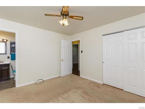 406 Dardenne Dr, O'fallon, MO 63366 photo 14