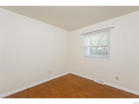406 Dardenne Dr, O'fallon, MO 63366 photo 21
