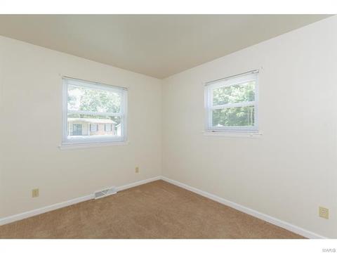 406 Dardenne Dr, O'fallon, MO 63366 photo 17