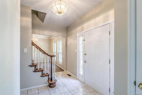 2807 Bromley Dr, O'fallon, MO 63368 photo 2