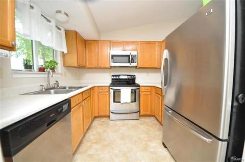 131 Lamplighter Way, O'fallon, MO 63368 photo 11