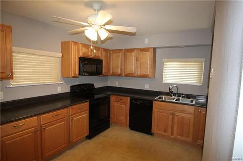 312 Lindy Blvd, Ballwin, MO 63021 photo 2