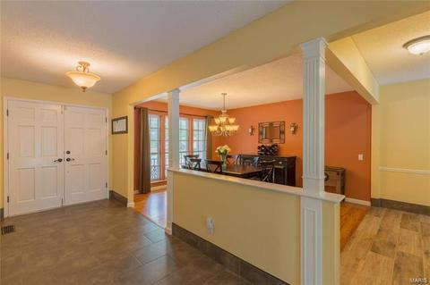 721 Shallowford Dr, Manchester, MO 63021 photo 3