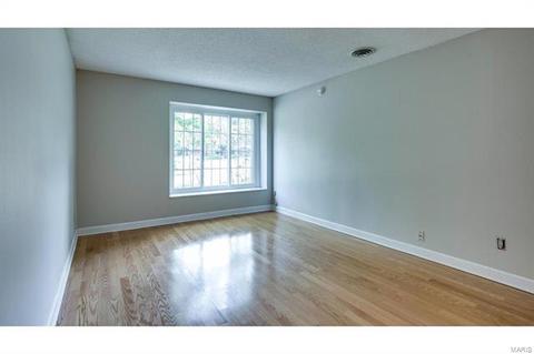 506 Iron Lantern Dr, Ballwin, MO 63011 photo 16