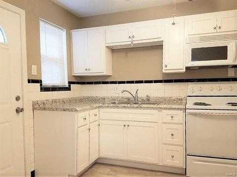405 Hern Ave, Saint Louis, MO 63135 photo 7