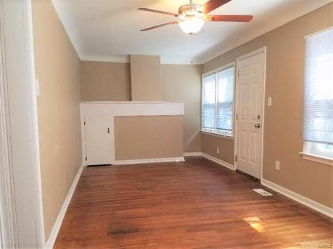 405 Hern Ave, Saint Louis, MO 63135 photo 15