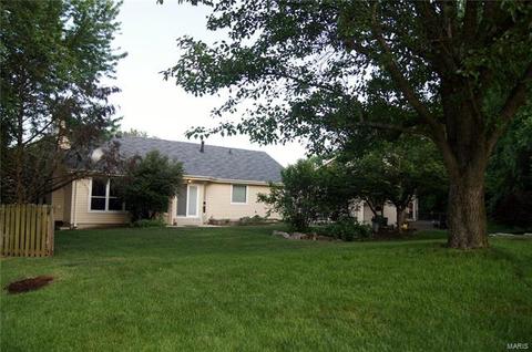 1461 Kentbrooke Dr, Ballwin, MO 63021 photo 23