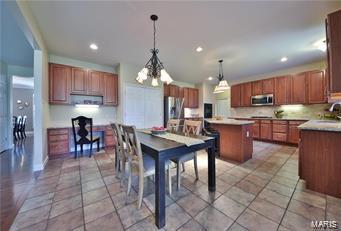 889 Cypress Trl, O'fallon, MO 63368 photo 10