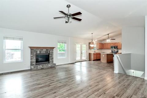 2607 Breezy Point Ln, O'fallon, MO 63368 photo 3