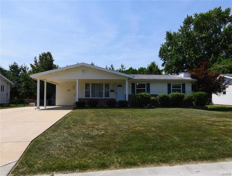 802 Belleau Dr, O'fallon, MO 63366 photo 1