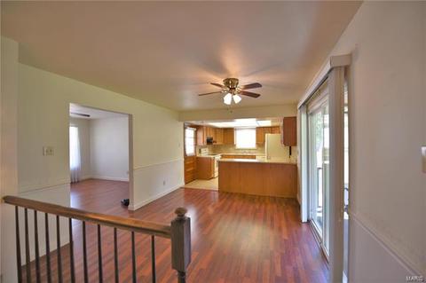 802 Belleau Dr, O'fallon, MO 63366 photo 4