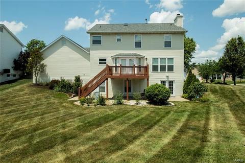 2038 Moondance Ct, O'fallon, MO 63368 photo 2