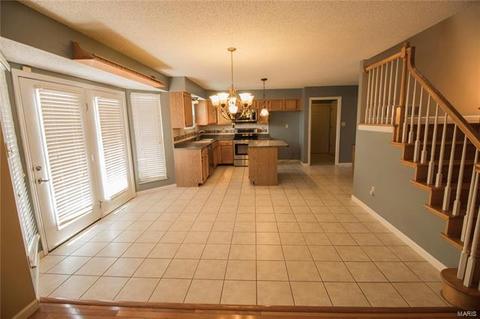 2038 Moondance Ct, O'fallon, MO 63368 photo 10