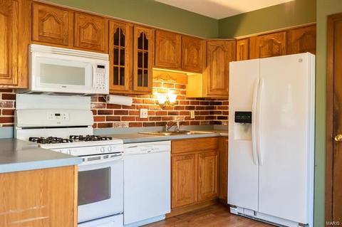 280 Aspen Vlg, Ballwin, MO 63021 photo 5