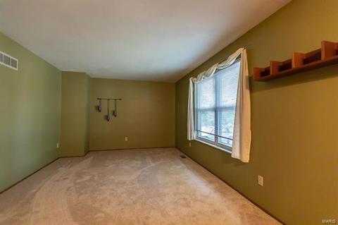 280 Aspen Vlg, Ballwin, MO 63021 photo 9