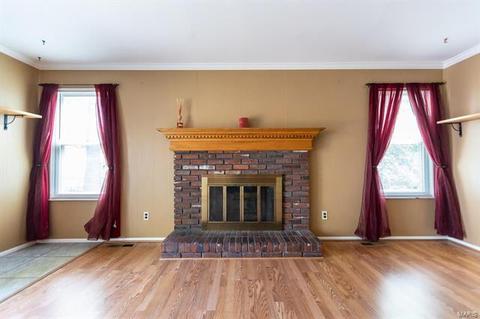 280 Aspen Vlg, Ballwin, MO 63021 photo 3