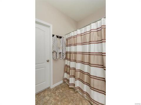 2132 Asher, Saint Peters, MO 63376 photo 21