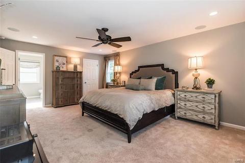 1724 Carman Valley Dr, Ballwin, MO 63021 photo 24