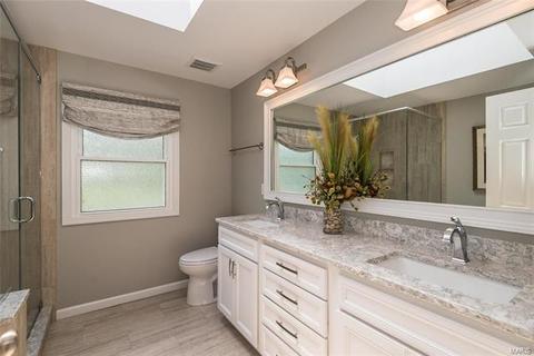 1724 Carman Valley Dr, Ballwin, MO 63021 photo 25