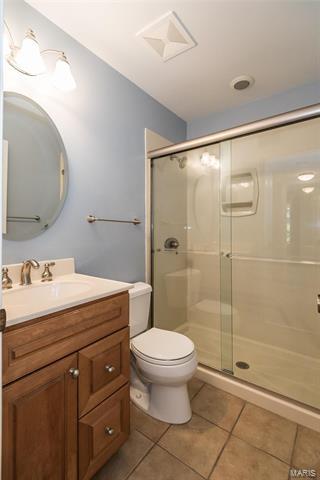 1724 Carman Valley Dr, Ballwin, MO 63021 photo 30