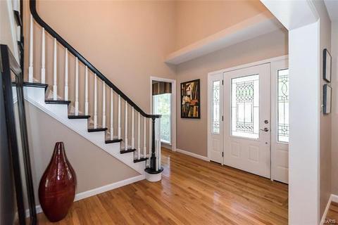 1724 Carman Valley Dr, Ballwin, MO 63021 photo 5
