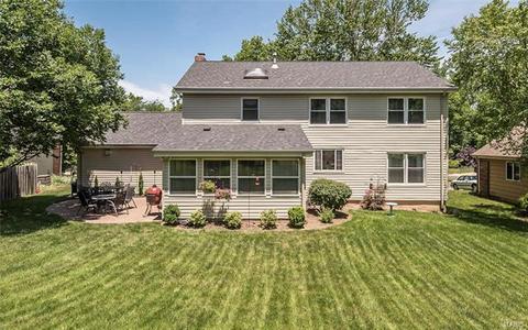 1724 Carman Valley Dr, Ballwin, MO 63021 photo 39