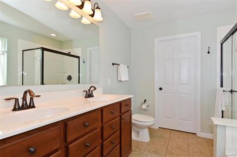 718 Ashton Way Cir, Eureka, MO 63025 photo 10