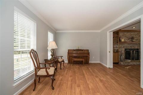 414 Alverston Ct, Ballwin, MO 63021 photo 4