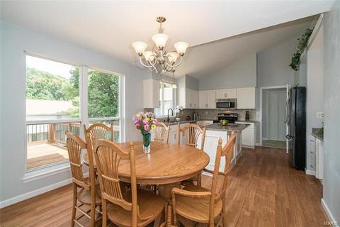 414 Alverston Ct, Ballwin, MO 63021 photo 14