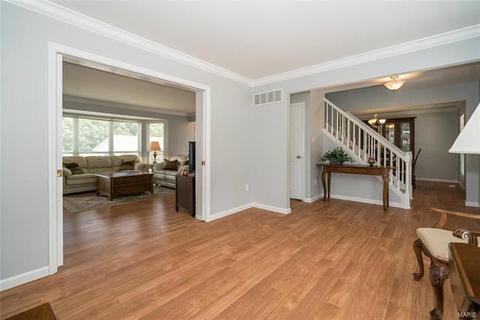 414 Alverston Ct, Ballwin, MO 63021 photo 7