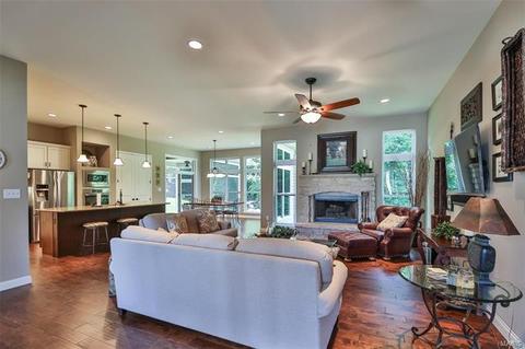 2011 Paul Renaud Blvd, Lake Saint Louis, MO 63367 photo 4