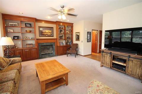 638 Top Notch Ln, Eureka, MO 63025 photo 5