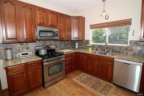 638 Top Notch Ln, Eureka, MO 63025 photo 7