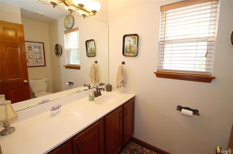 638 Top Notch Ln, Eureka, MO 63025 photo 11