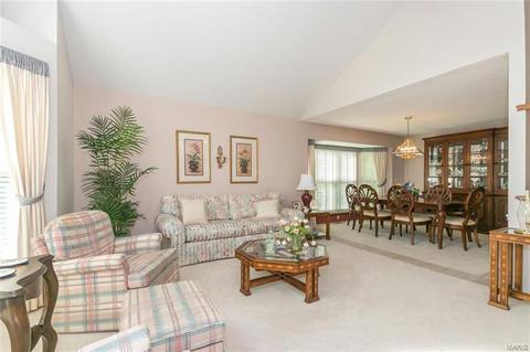 915 Hemingway Ln, Weldon Spring, MO 63304 photo 13