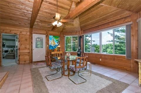 915 Hemingway Ln, Weldon Spring, MO 63304 photo 9