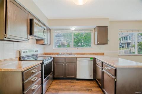 6 Statesman Ct, O'fallon, MO 63368 photo 11