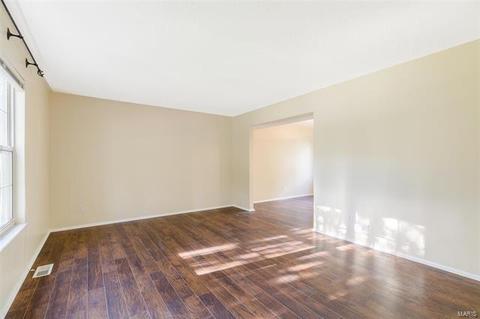 6 Statesman Ct, O'fallon, MO 63368 photo 6