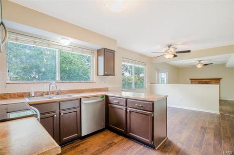 6 Statesman Ct, O'fallon, MO 63368 photo 10