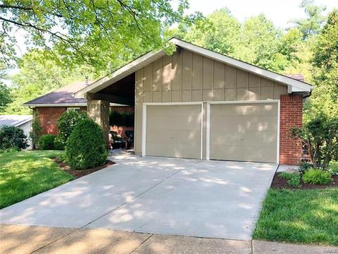 749 La Feil Dr, Manchester, MO 63021 photo 2