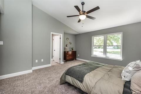 380 Woodrun Dr, Ballwin, MO 63021 photo 16