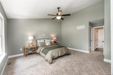 380 Woodrun Dr, Ballwin, MO 63021 photo 17