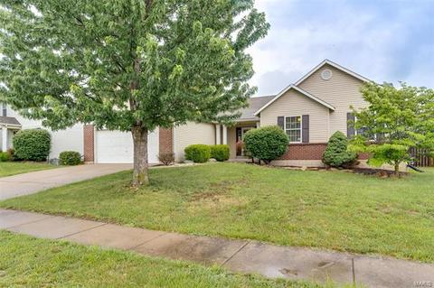 2762 Red Cedar Parc, O'fallon, MO 63368 photo 1