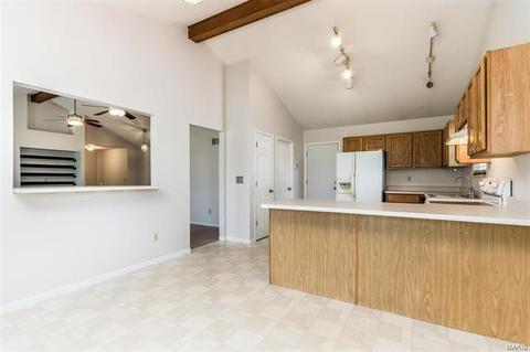 2762 Red Cedar Parc, O'fallon, MO 63368 photo 9