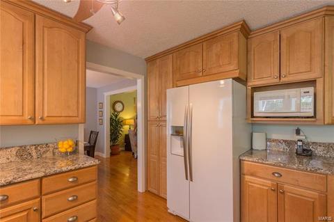 911 Totem Woods Ct, Manchester, MO 63021 photo 14